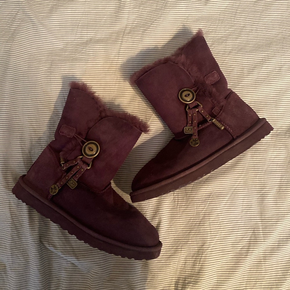 BRAND NEW azalea uggs